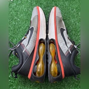 Nike Air Max 2021
Black Mystic‎ Red Size 12